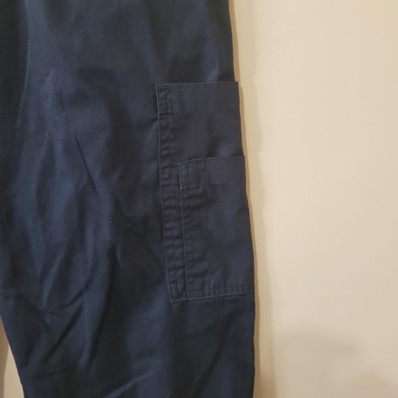 Capri Scrub Set Medium - Picture 4 of 7